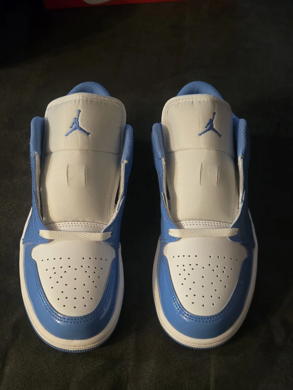 Jordan Low Blue & White University Blue Mens Size 8 New With No Box .